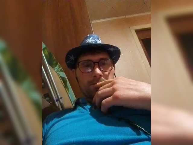 Live sex webcam photo for chevchev1995 #292208727