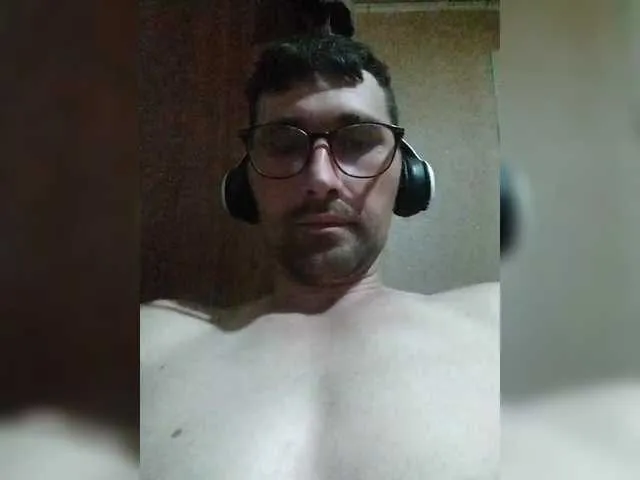 Live sex webcam photo for chevchev1995 #293407723