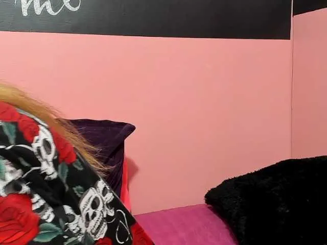 Live sex webcam photo for chicaka1 #271737983