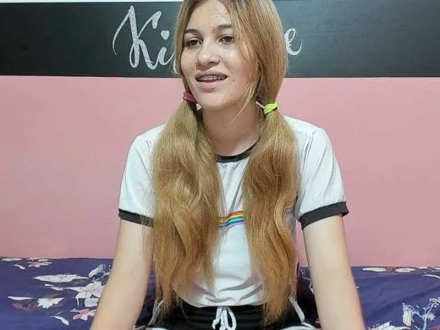 Live sex webcam photo for chicaka1 #272086224