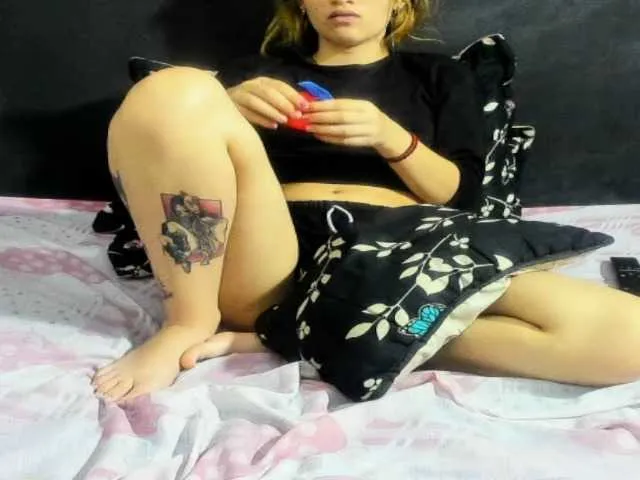 Live sex webcam photo for chicaka1 #272817882