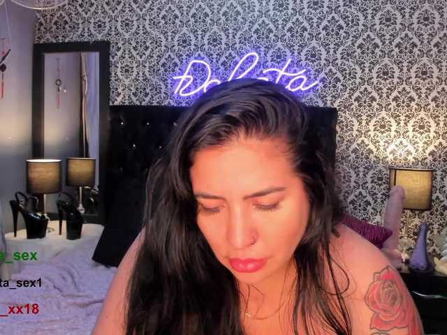 Live sex webcam photo for chicksquirty4 #272404530