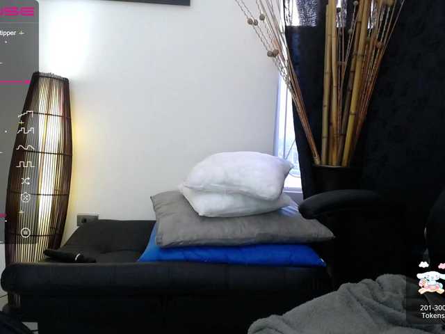 Live sex webcam photo for chihiroazumi #275960262