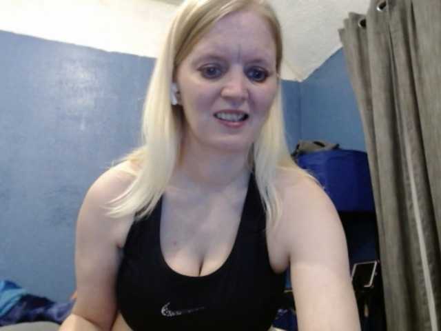 Live sex webcam photo for chillyhicks #273973516