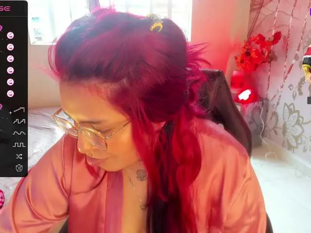 Live sex webcam photo for chloe-bonnet #276404604