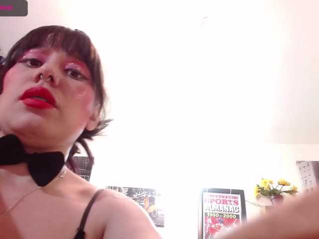 Live sex webcam photo for chloe-liu #272898712