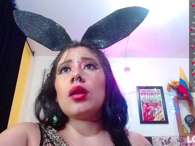 Live sex webcam photo for chloe-liu #273226563