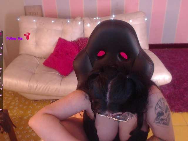 Live sex webcam photo for chloe-rosse #272874095