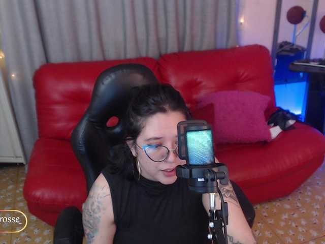 Live sex webcam photo for chloe-rosse #276435943