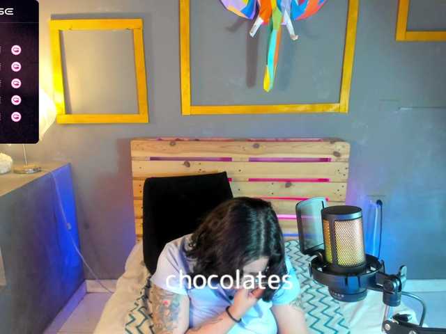 Live sex webcam photo for chloe-rosse #276597111