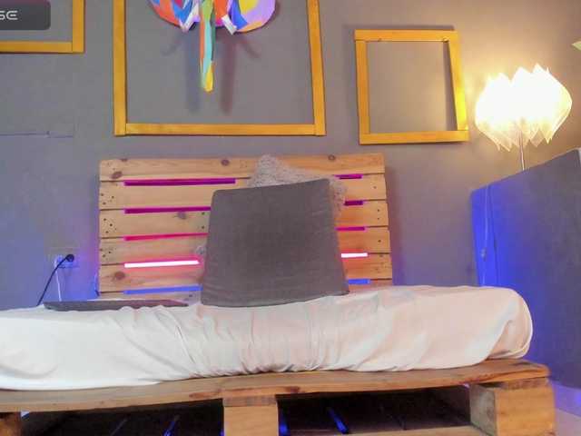 Live sex webcam photo for chloe-rosse #277330905