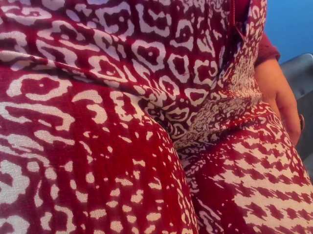 Live sex webcam photo for chloe-rosse #283187690