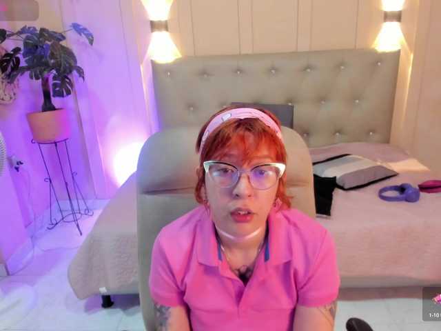 Live sex webcam photo for chloe-rosse #291430410