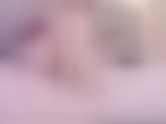 Live sex webcam photo for chloe-rosse #294271350