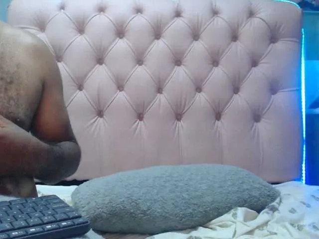 Live sex webcam photo for chloeAndchase #274236063