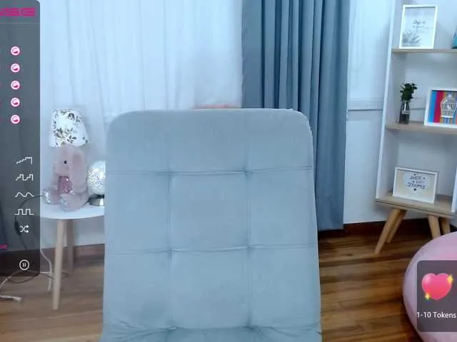 Live sex webcam photo for chloethebitch #271905600