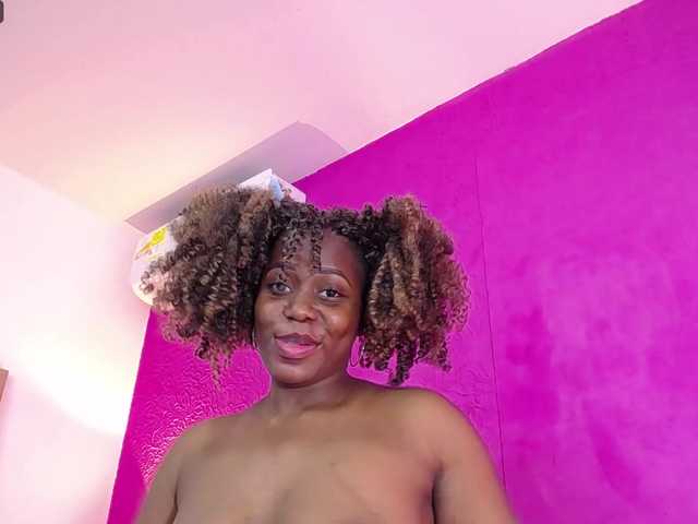 Live sex webcam photo for choco-dessert #276577491