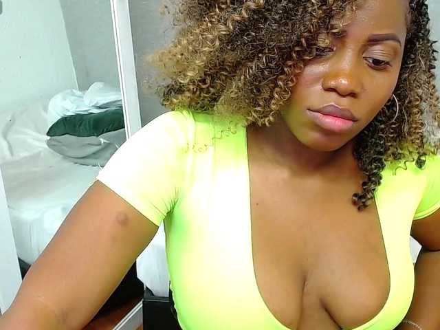 Live sex webcam photo for choco-dessert #277094621