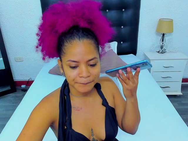 Live sex webcam photo for choco-milf #276537299