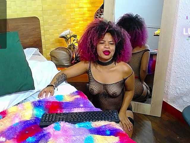 Live sex webcam photo for choco-milf #276673892