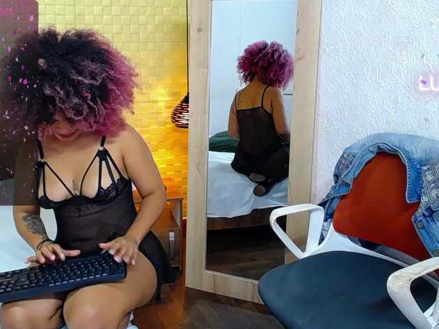 Live sex webcam photo for choco-milf #276800572