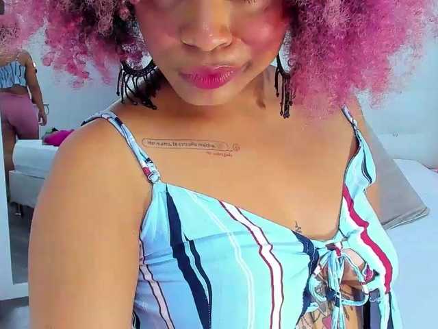 Live sex webcam photo for choco-milf #276815225