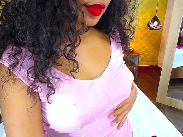 Live sex webcam photo for choco-milf #277560766