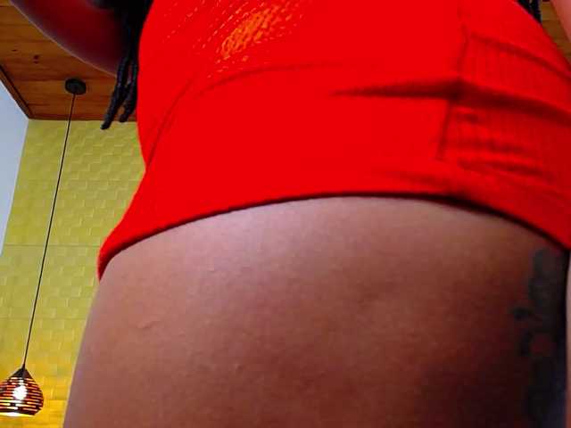 Live sex webcam photo for choco-milf #277775335