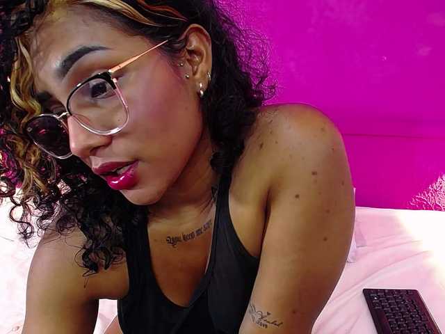 Live sex webcam photo for choco-milkk18 #277166811