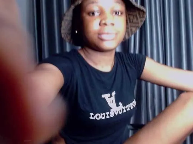 Live sex webcam photo for chocochata #275556791