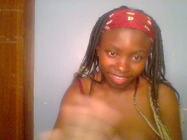 Live sex webcam photo for chocolate-brownie #291922718