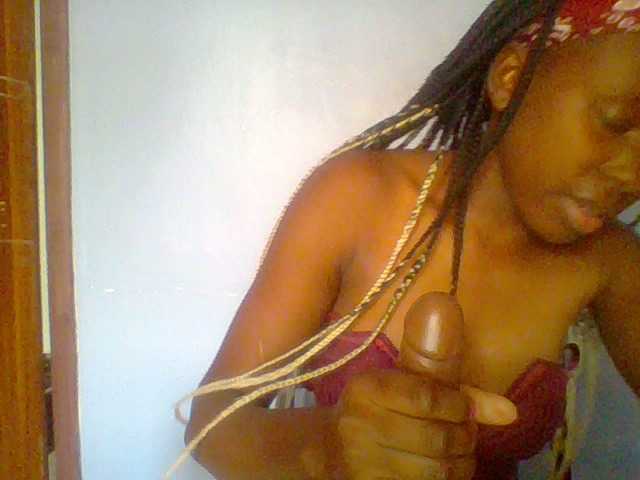 Live sex webcam photo for chocolate-brownie #291925605