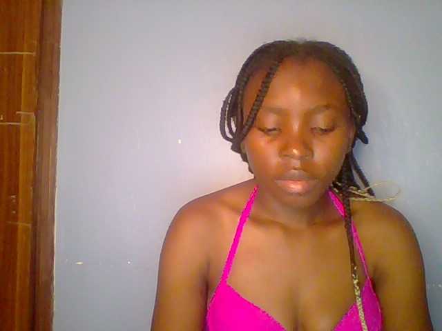 Live sex webcam photo for chocolate-brownie #291968187