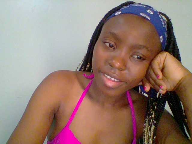 Live sex webcam photo for chocolate-brownie #291986683