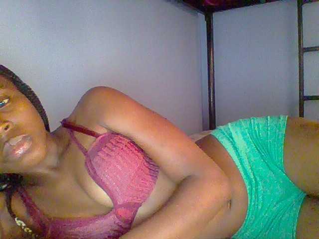 Live sex webcam photo for chocolate-brownie #292031949