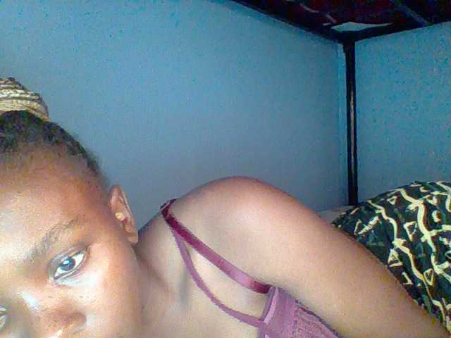 Live sex webcam photo for chocolate-brownie #292035617