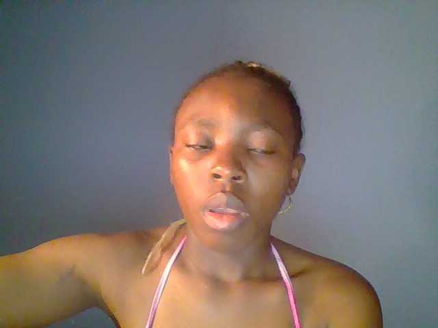 Live sex webcam photo for chocolate-brownie #292044448