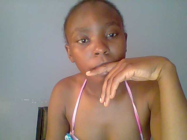 Live sex webcam photo for chocolate-brownie #292046690