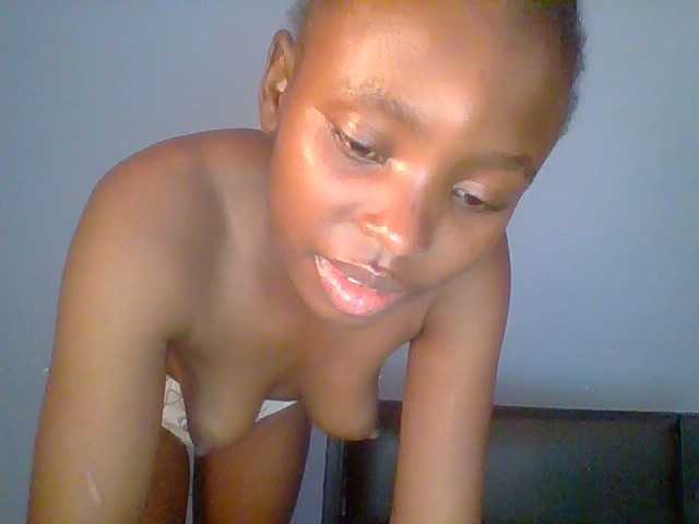 Live sex webcam photo for chocolate-brownie #292051854