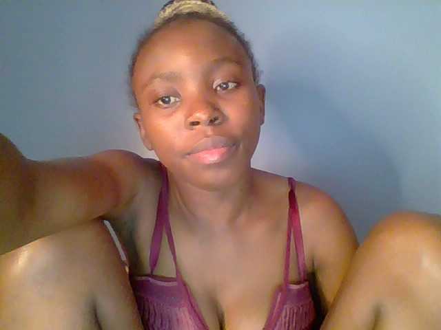 Live sex webcam photo for chocolate-brownie #292061971