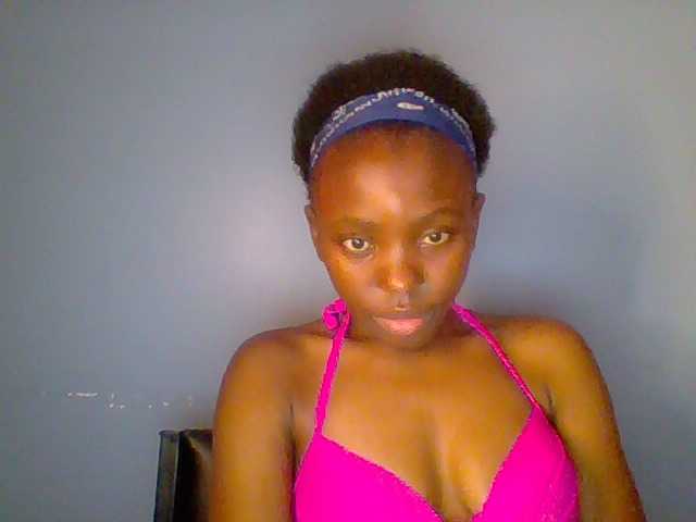 Live sex webcam photo for chocolate-brownie #292084687