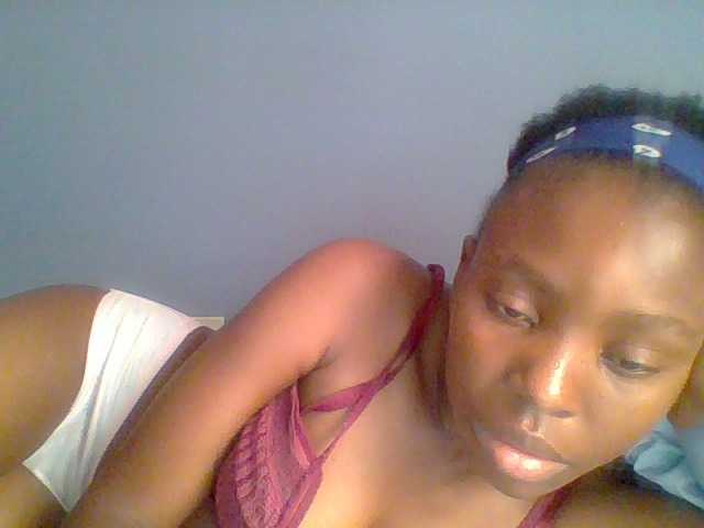 Live sex webcam photo for chocolate-brownie #292093742