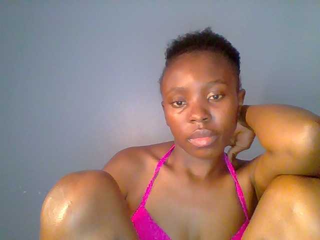 Live sex webcam photo for chocolate-brownie #292100454