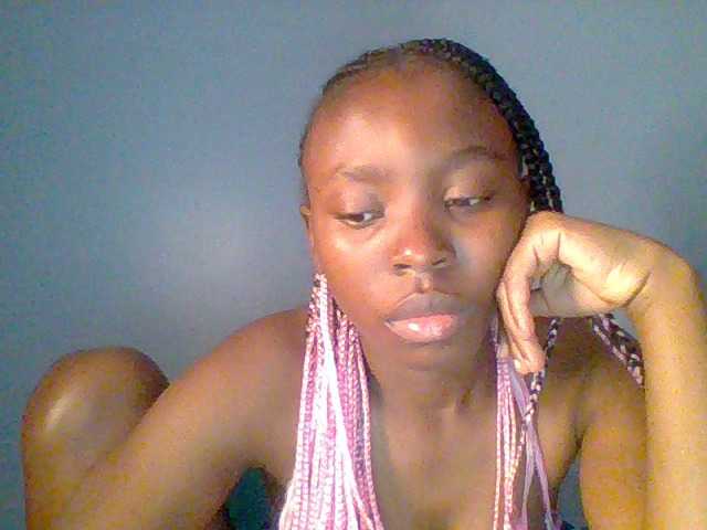 Live sex webcam photo for chocolate-brownie #292130119