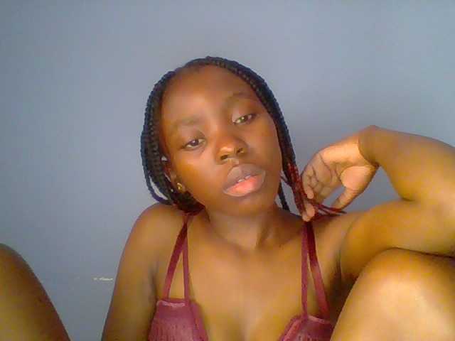 Live sex webcam photo for chocolate-brownie #292305826