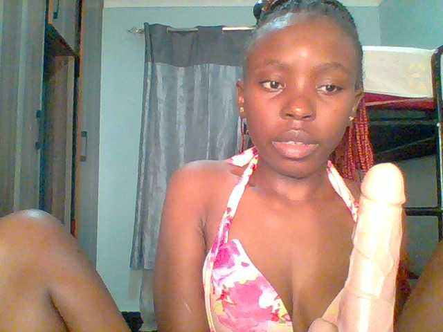 Live sex webcam photo for chocolate-brownie #292309198