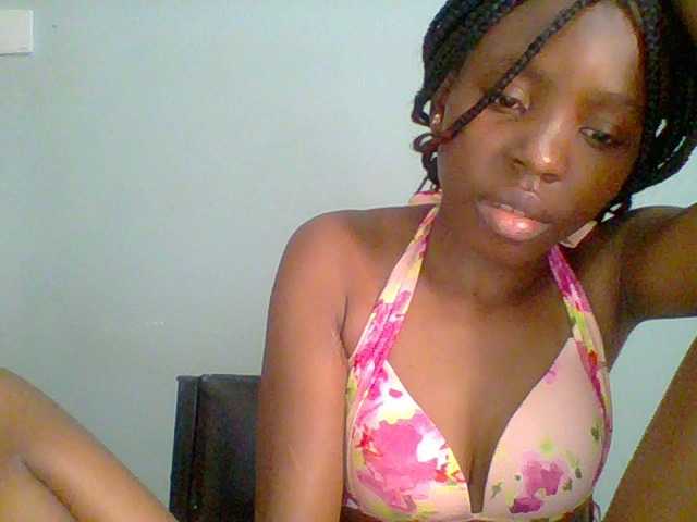 Live sex webcam photo for chocolate-brownie #292319666