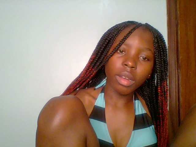 Live sex webcam photo for chocolate-brownie #292330272