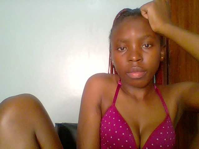 Live sex webcam photo for chocolate-brownie #292349053