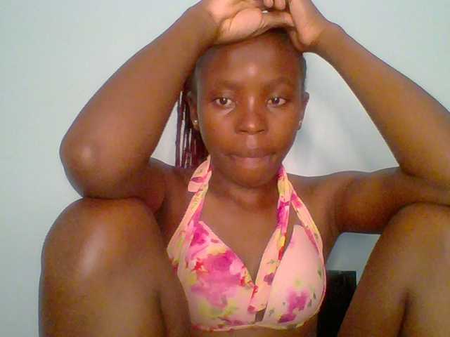 Live sex webcam photo for chocolate-brownie #292379902